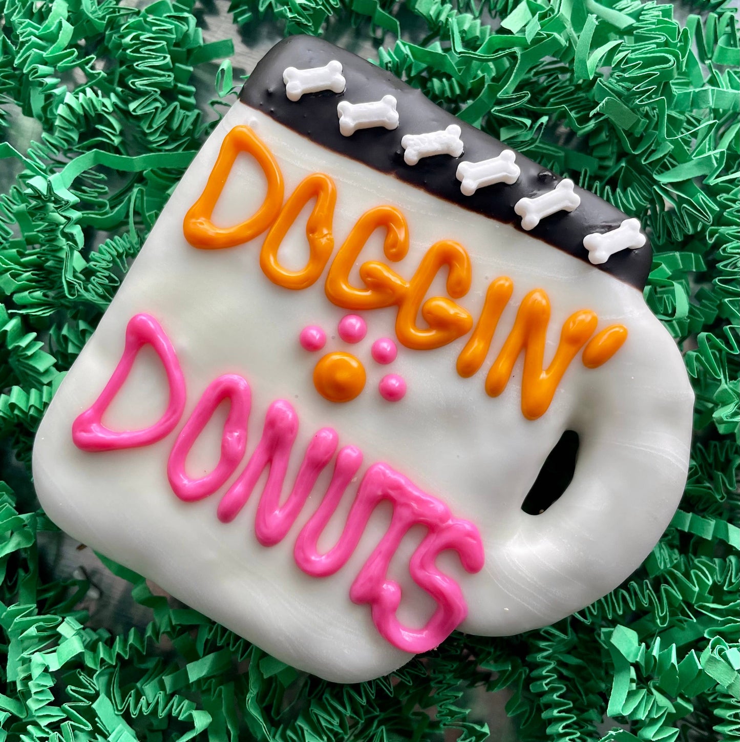 DOGGIN’ DONUTS coffee dog treats