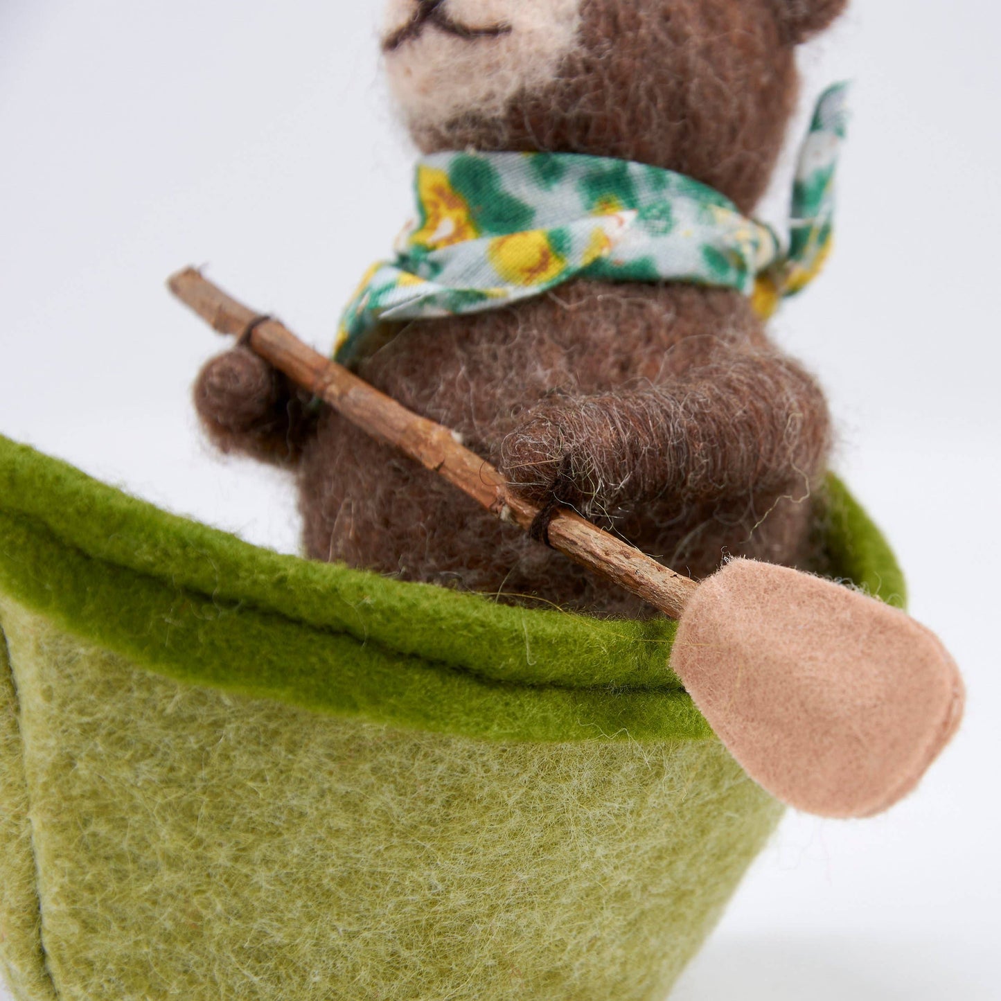 Primitives by Kathy - Rowboat Bear Critter
